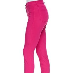 J Brand Super Skinny Jeans MUST GO